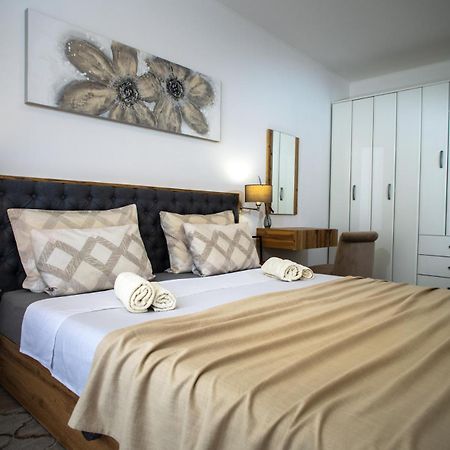Secret Escape Apartment Rovinj Bagian luar foto