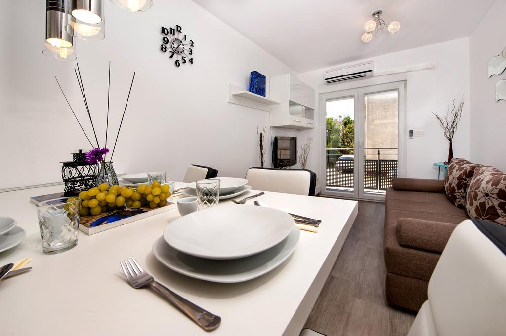 Secret Escape Apartment Rovinj Bagian luar foto