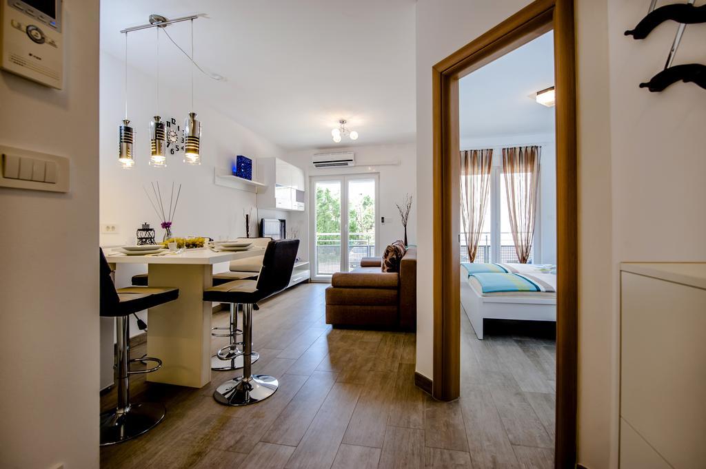 Secret Escape Apartment Rovinj Bagian luar foto
