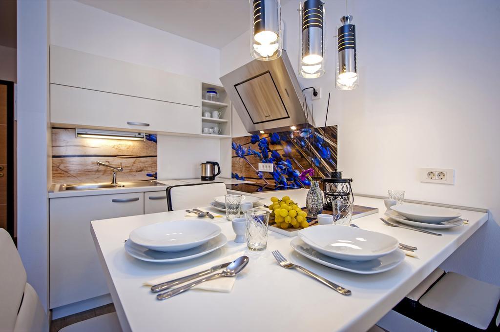 Secret Escape Apartment Rovinj Bagian luar foto